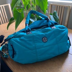 Lululemon Sports Carry Bag